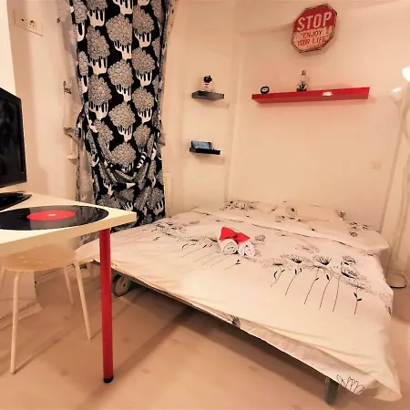 Apartment Central Town Studio *